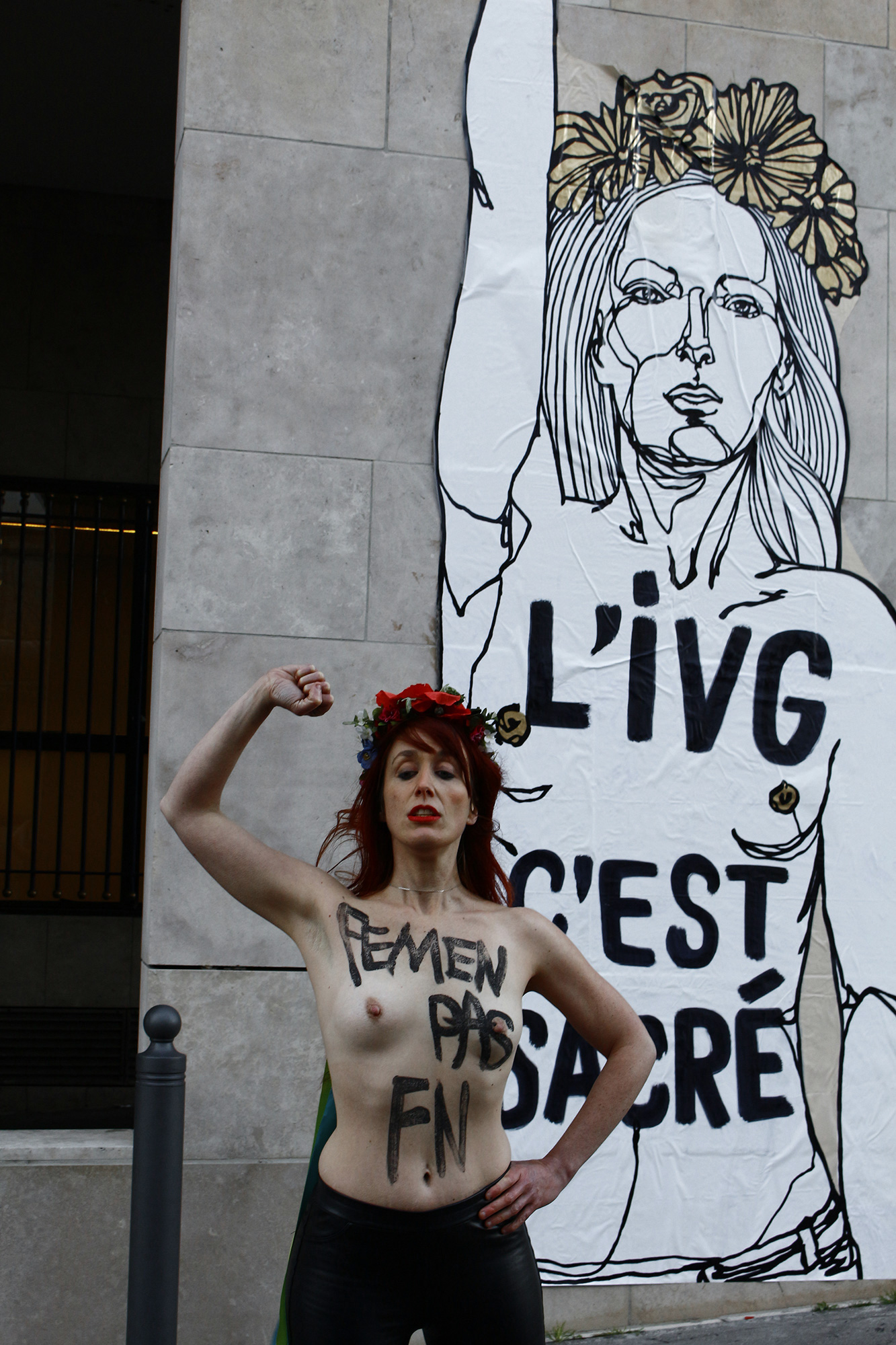 Mahn Kloix Femen L'IVG c'est sacré