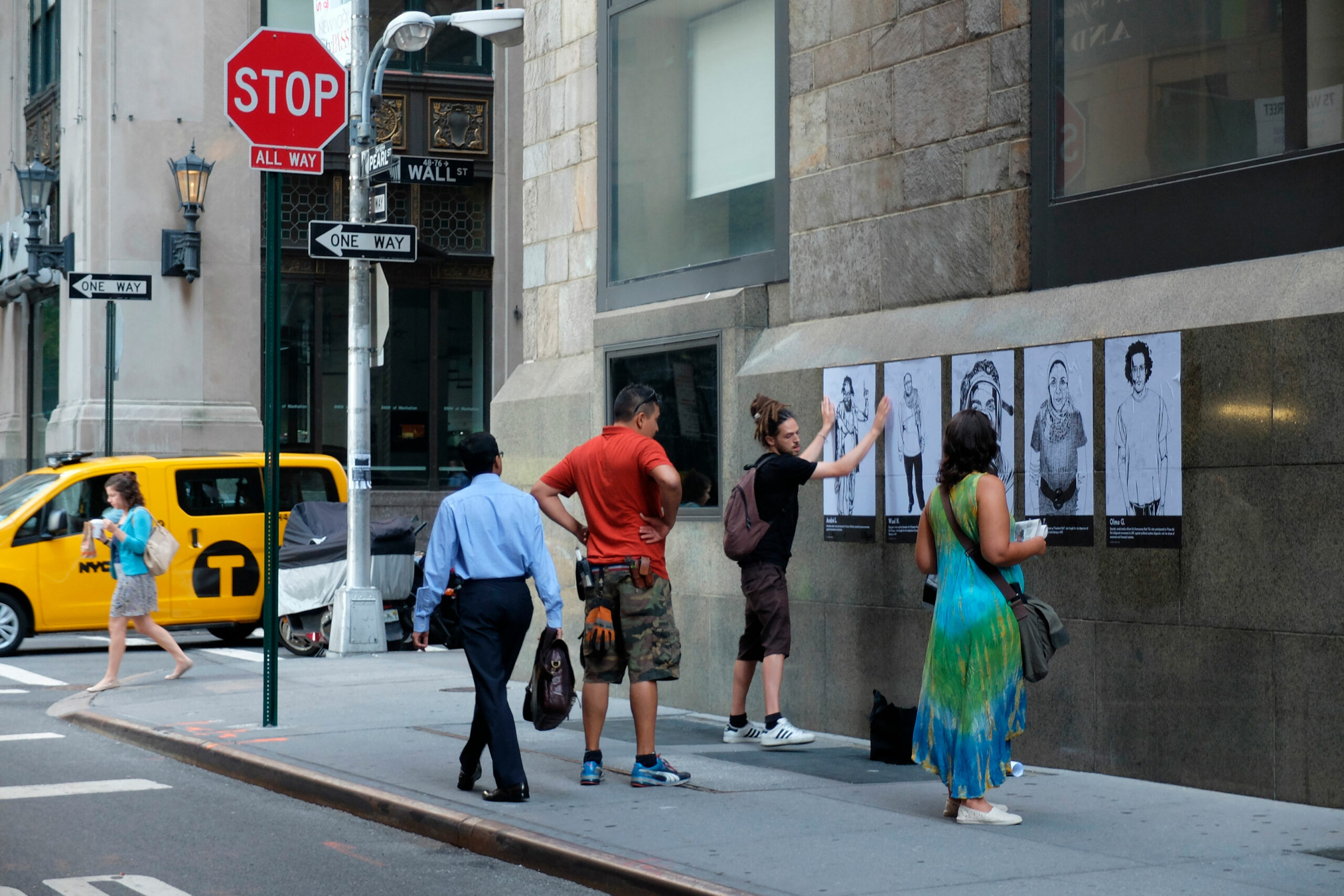 Mahn Kloix - Protesters