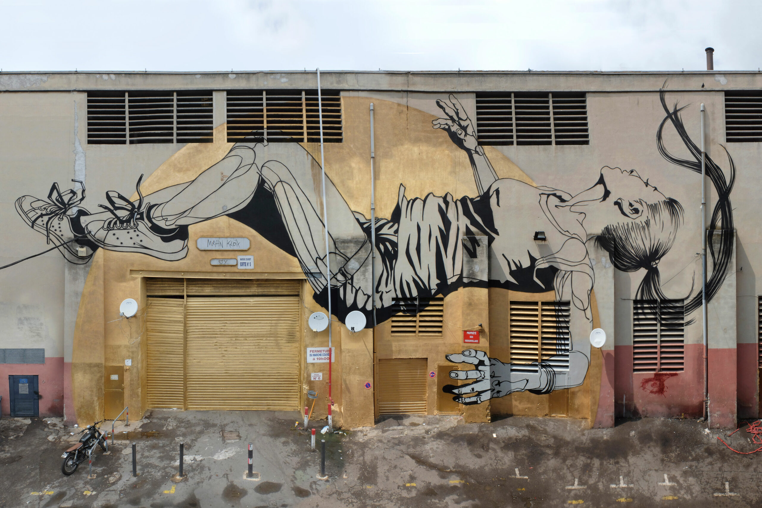 Mahn Kloix - Looking for her Futur